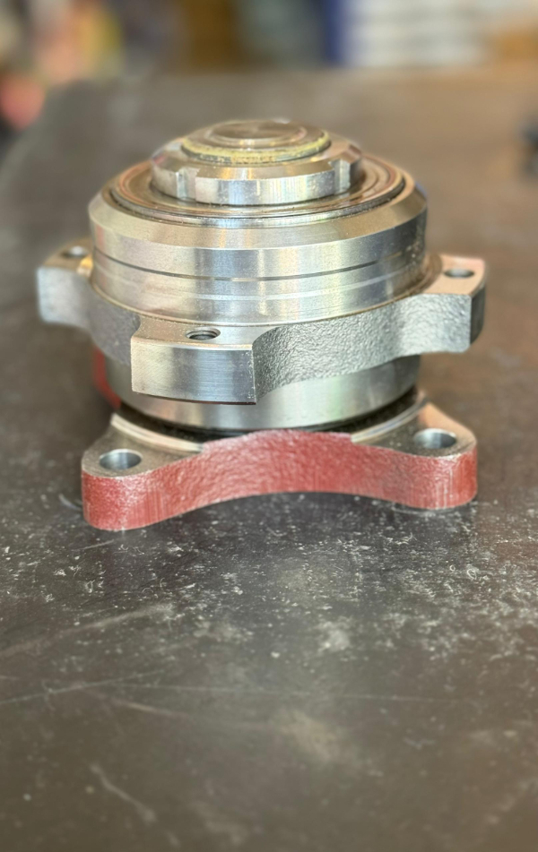 چهارپیچ هرزگرد پشت پروانه اصلی نو FH13,FM13 فن